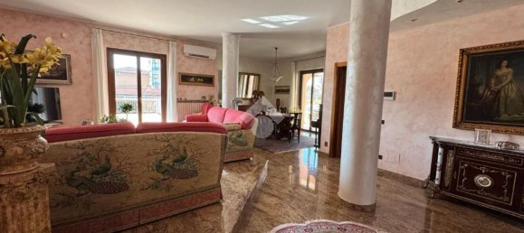 Villa de 4 divisões em Madone, Italy N.º 210550 6