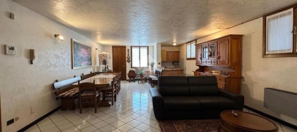 Villa de 4 divisões em Madone, Italy N.º 210550 29