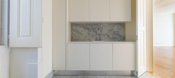 3 Schlafzimmer Wohnung in Lisbon, Portugal, Nr. 354928 11