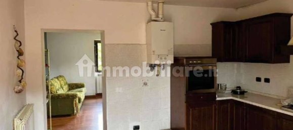 3 bedrooms Apartment in Luino, Italy No. 12970 4
