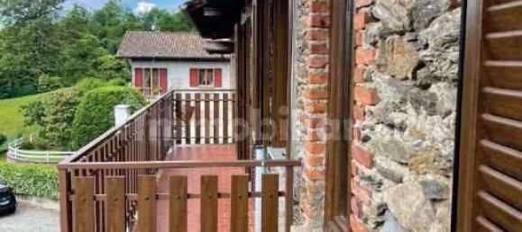 3 bedrooms Apartment in Luino, Italy No. 12970 9