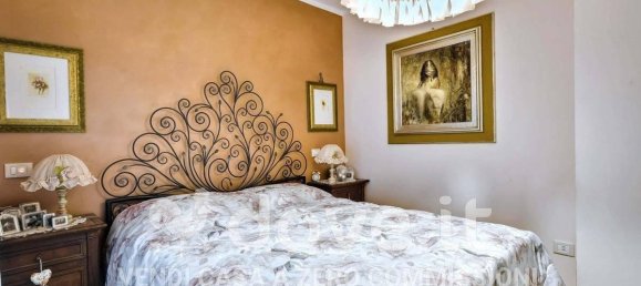 2-salle Appartement à Senigallia, Italy No. 37568 13