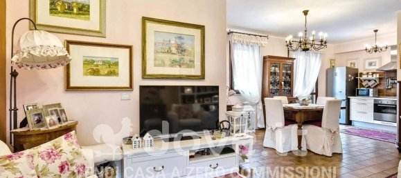 2-salle Appartement à Senigallia, Italy No. 37568 4