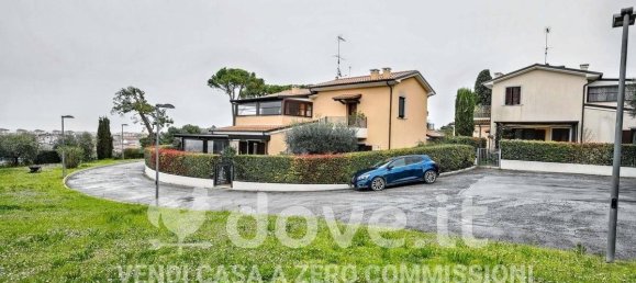 2-salle Appartement à Senigallia, Italy No. 37568 61