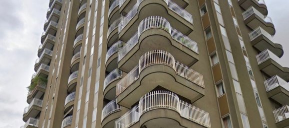 4 rooms Apartment in Sesto San Giovanni, Italy No. 151717 10