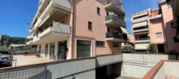 89m² Office in Grottammare, Italy No. 343906 7