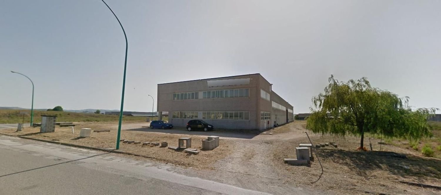 1260m² Warehouse in Ariano Irpino, Italy No. 84405