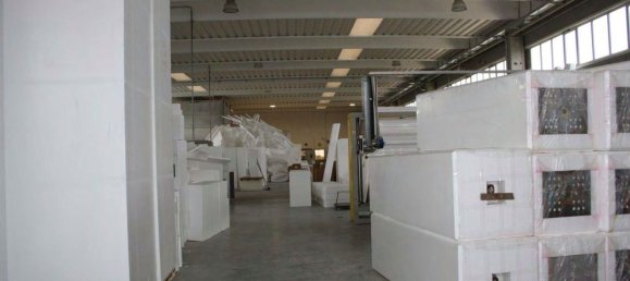 1260m² Warehouse in Ariano Irpino, Italy No. 84405 5