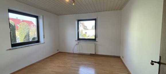 8 rooms Townhouse in Schwandorf, Germany No. 322035 6
