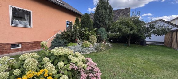 8 rooms Townhouse in Schwandorf, Germany No. 322035 3