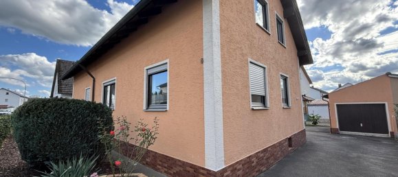 8 rooms Townhouse in Schwandorf, Germany No. 322035 4