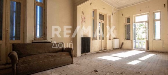 345m² Commercial property in Magnesia, Greece No. 763 17