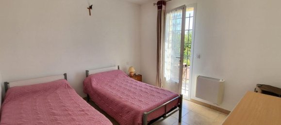 Villa de 3 dormitorios en Lablachere, France No. 305706 10