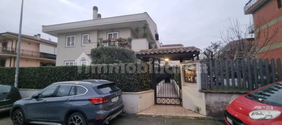 1 bedroom Penthouse in Rome, Italy No. 379944 3