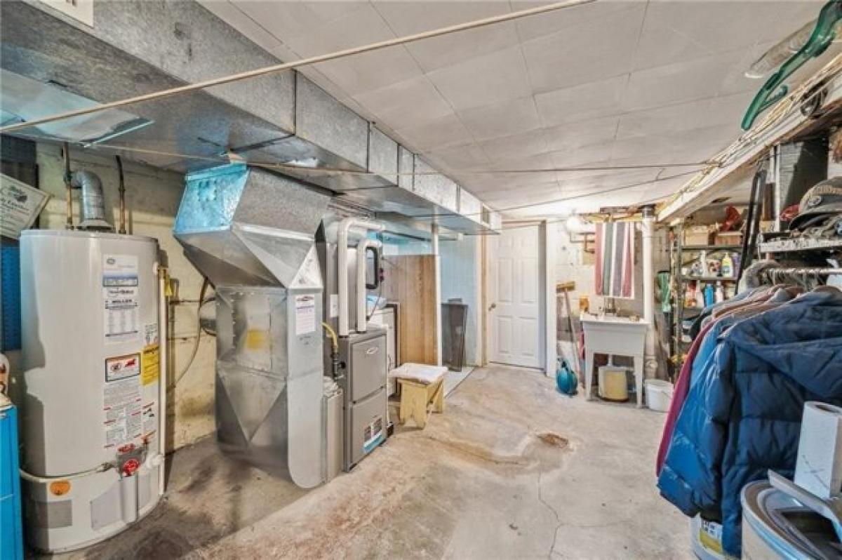 3 bedrooms House in McKees Rocks, USA No. 375228