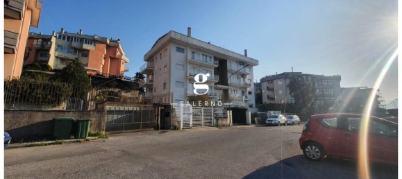3 rooms Apartment in Salerno, Italy No. 14807 4