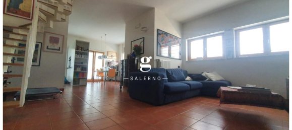 3 rooms Apartment in Salerno, Italy No. 14807 27