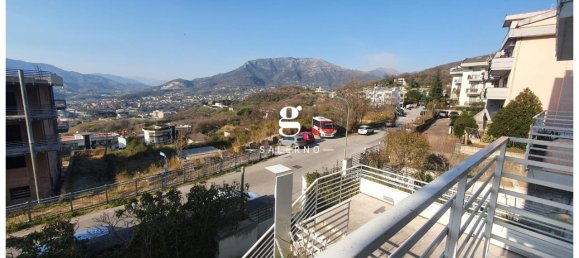 3 rooms Apartment in Salerno, Italy No. 14807 28
