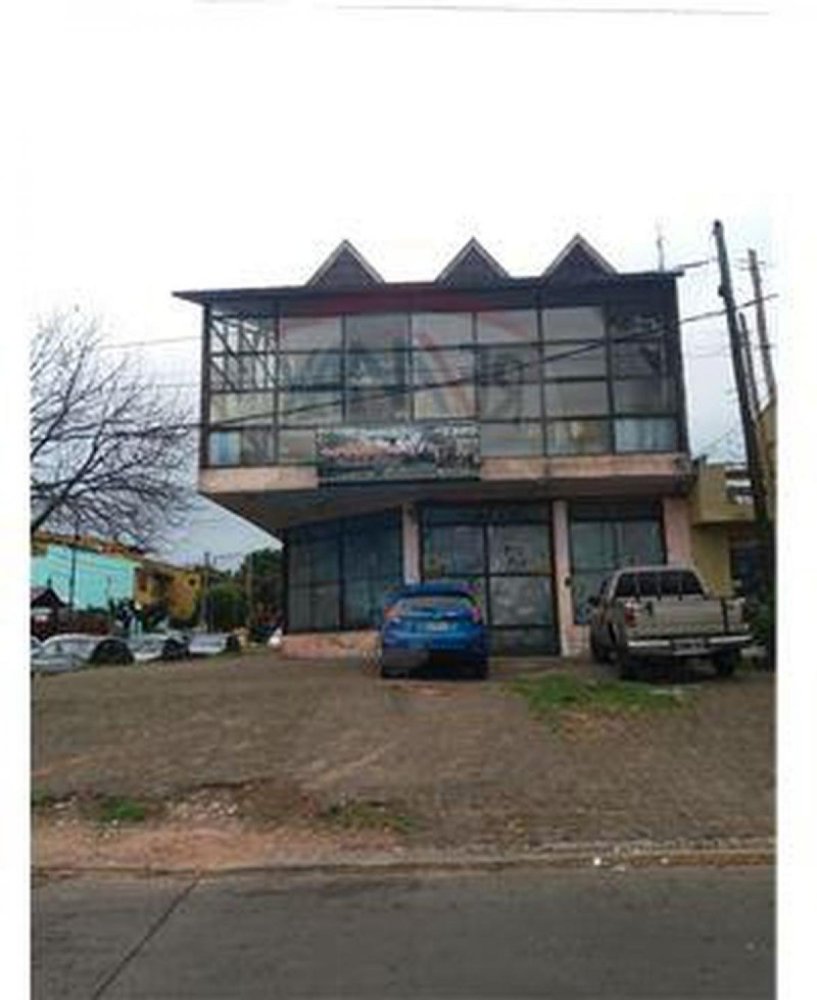 650m² Commercial property in San Isidro, Argentina No. 25110