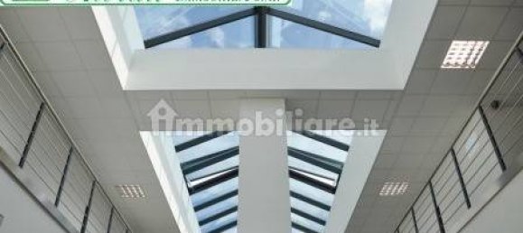 Oficina de 5 habitaciónes en Guidonia Montecelio, Italy No. 306273 10