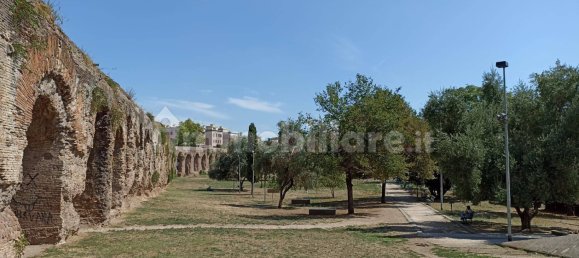 4-Zimmer Gewerbliche Immobilie in Rome, Italy, Nr. 100430 5