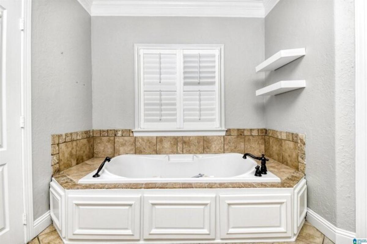 6 bedrooms House in Thorsby, USA No. 379651