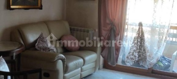 3 rooms Apartment in Rome, Italy No. 39873 10