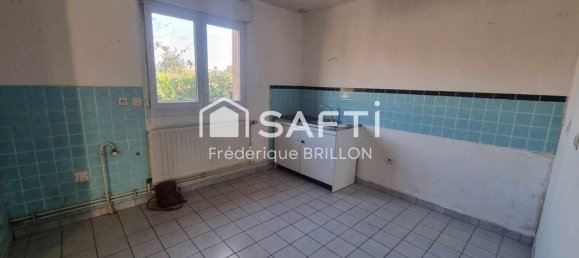 Дом с 3 спальнями в Брюе-ла-Бюисьер, Франция № 216703 5