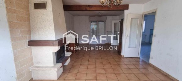 Дом с 3 спальнями в Брюе-ла-Бюисьер, Франция № 216703 4