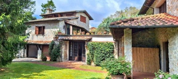 3 غرف نوم فيلا في Camaiore, Italy رقم 264809 5