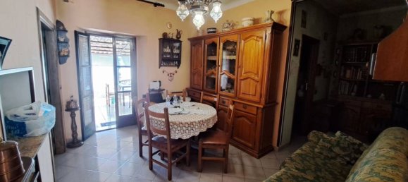 2 bedrooms House in Licciana Nardi, Italy No. 274189 10