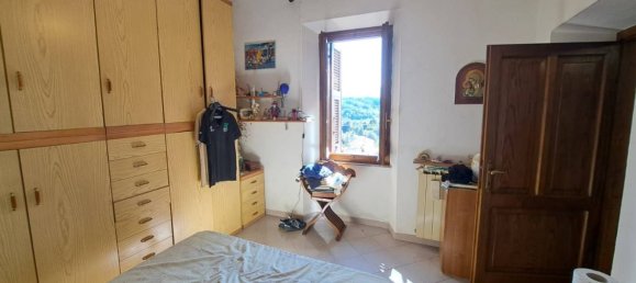 2 bedrooms House in Licciana Nardi, Italy No. 274189 18