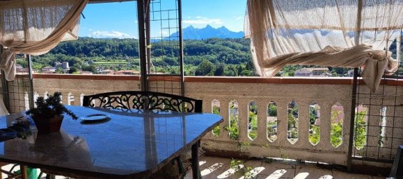 2 bedrooms House in Licciana Nardi, Italy No. 274189 2