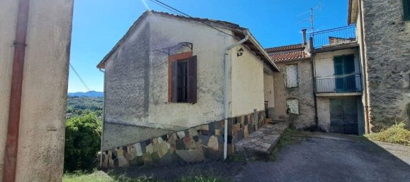 2 bedrooms House in Licciana Nardi, Italy No. 274189 27