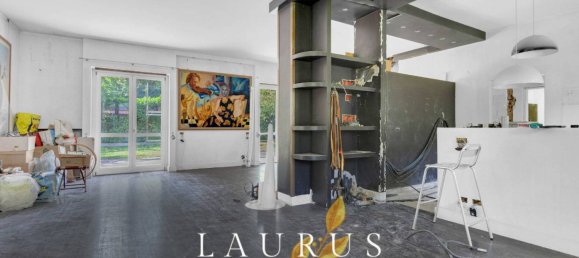 4 Schlafzimmer Villa in Milan, Italy, Nr. 244379 26