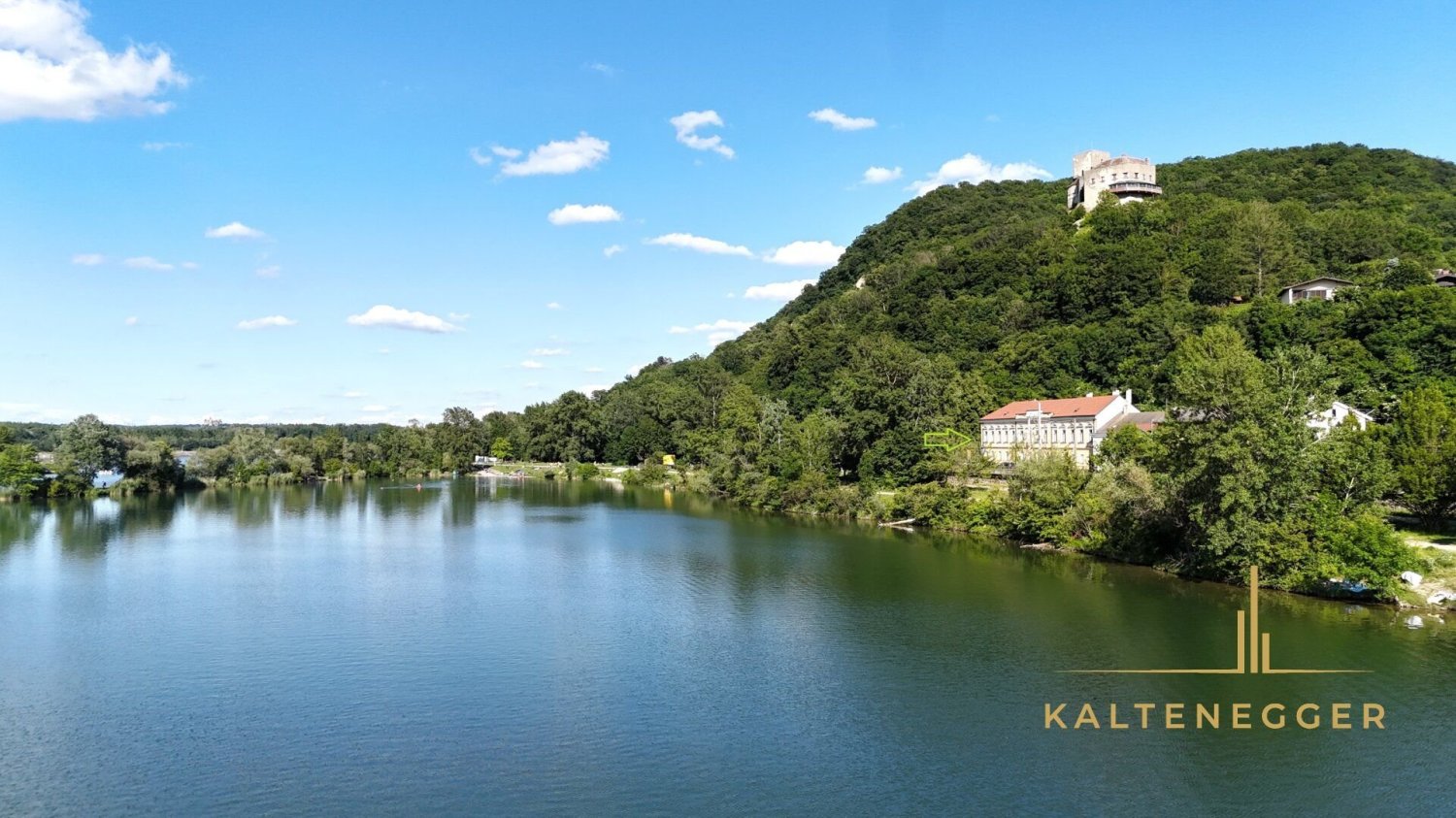 Дом с 15 комнатами в Занкт Андра-Вёрдерн, Австрия № 23389