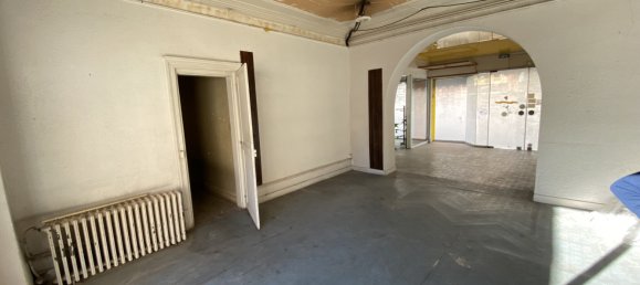 Gewerbliche Immobilie in Vierzon, France 90m², Nr. 93004 7