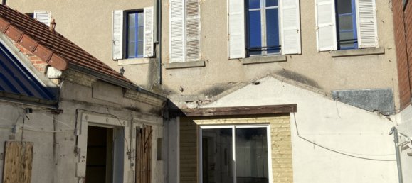 Gewerbliche Immobilie in Vierzon, France 90m², Nr. 93004 20