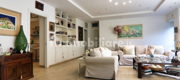 3 Schlafzimmer Wohnung in Rome, Italy, Nr. 98797 2
