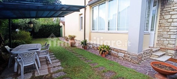 3 bedrooms Villa in Lucca, Italy No. 78423 8
