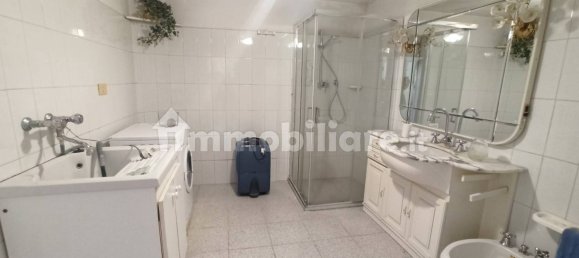 3 bedrooms Villa in Lucca, Italy No. 78423 34