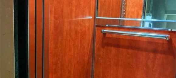 3-salle Appartement à Brindisi, Italy No. 29499 3