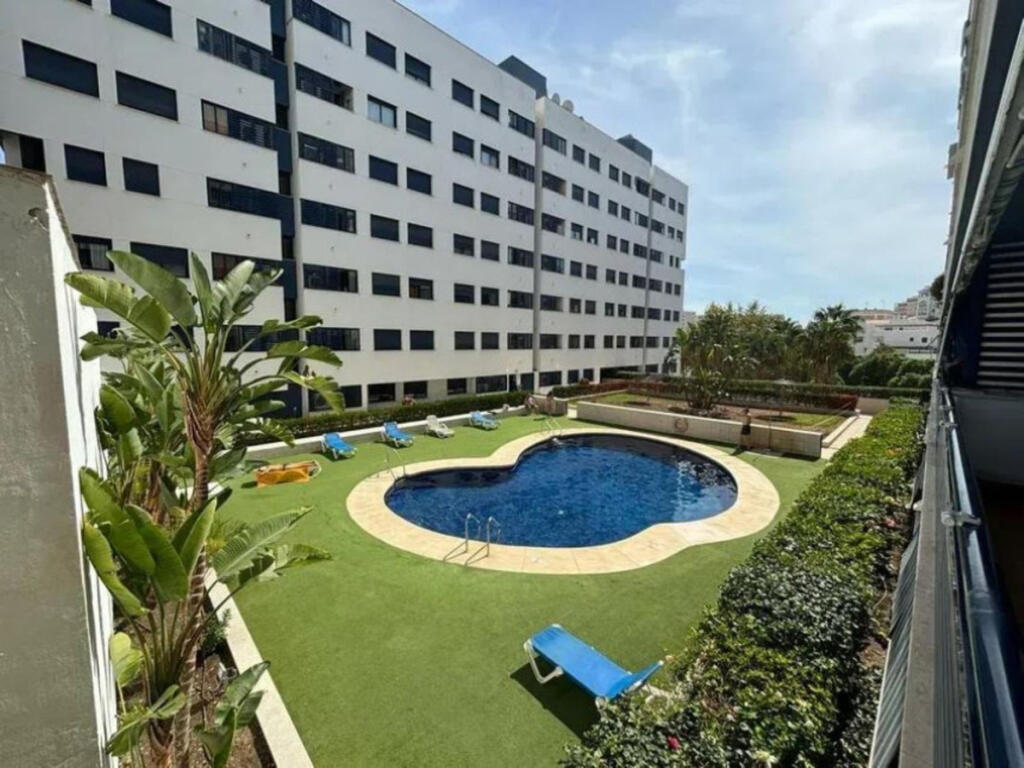 3 غرف نوم شقة في Estepona, Spain رقم 185067