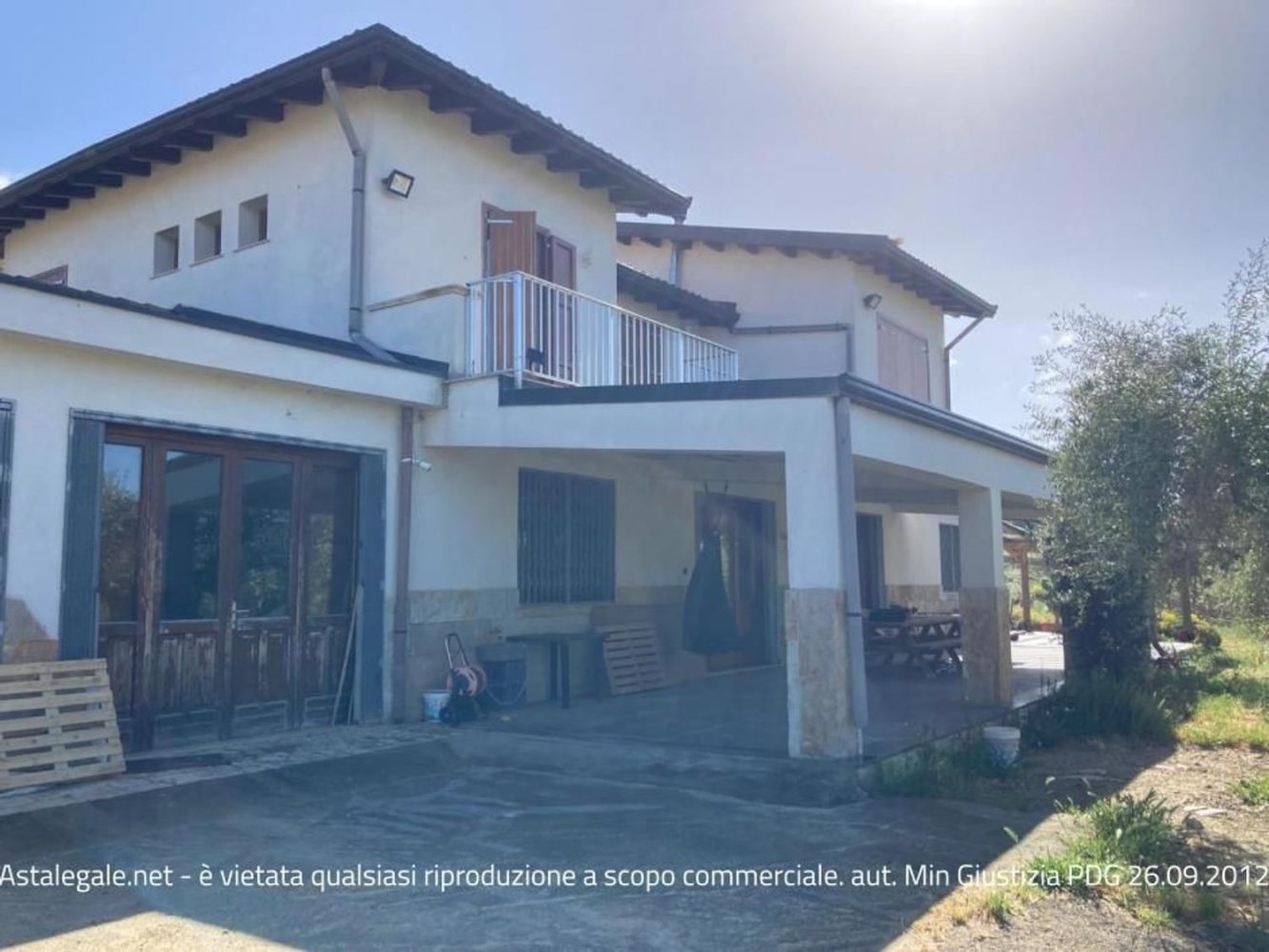 Propriété commerciale à Barrafranca, Italy 132m² No. 403835