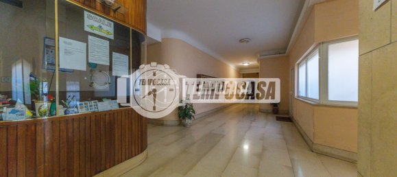 2 Schlafzimmer Wohnung in Rome, Italy, Nr. 122843 17
