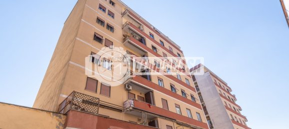 2 Schlafzimmer Wohnung in Rome, Italy, Nr. 122843 3