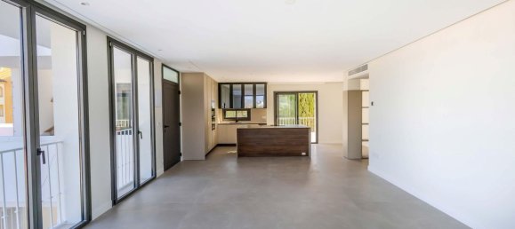 2 bedrooms Penthouse in Marbella, Spain No. 123138 6