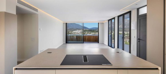 2 bedrooms Penthouse in Marbella, Spain No. 123138 19