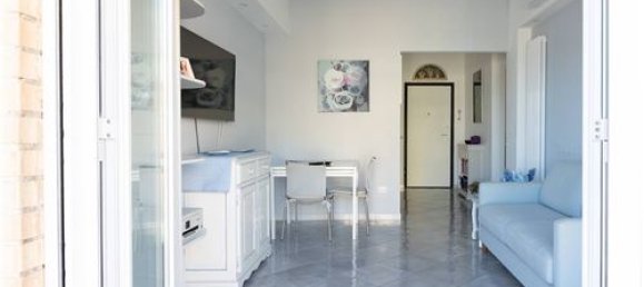 1 bedroom Apartment in Rome, Italy No. 294246 7