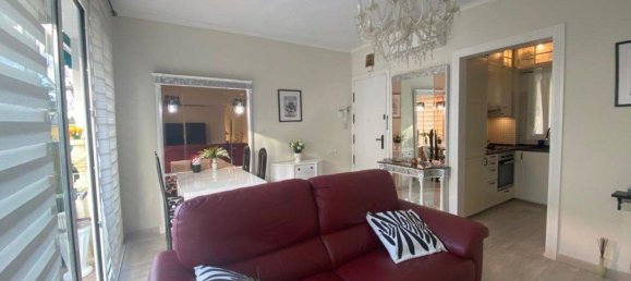 2 bedrooms Apartment in Girona, Spain No. 20720 2